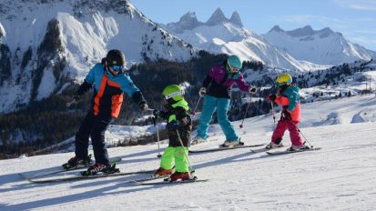 le-corbier-les-sybelles-ski-alpin-famille-hiver